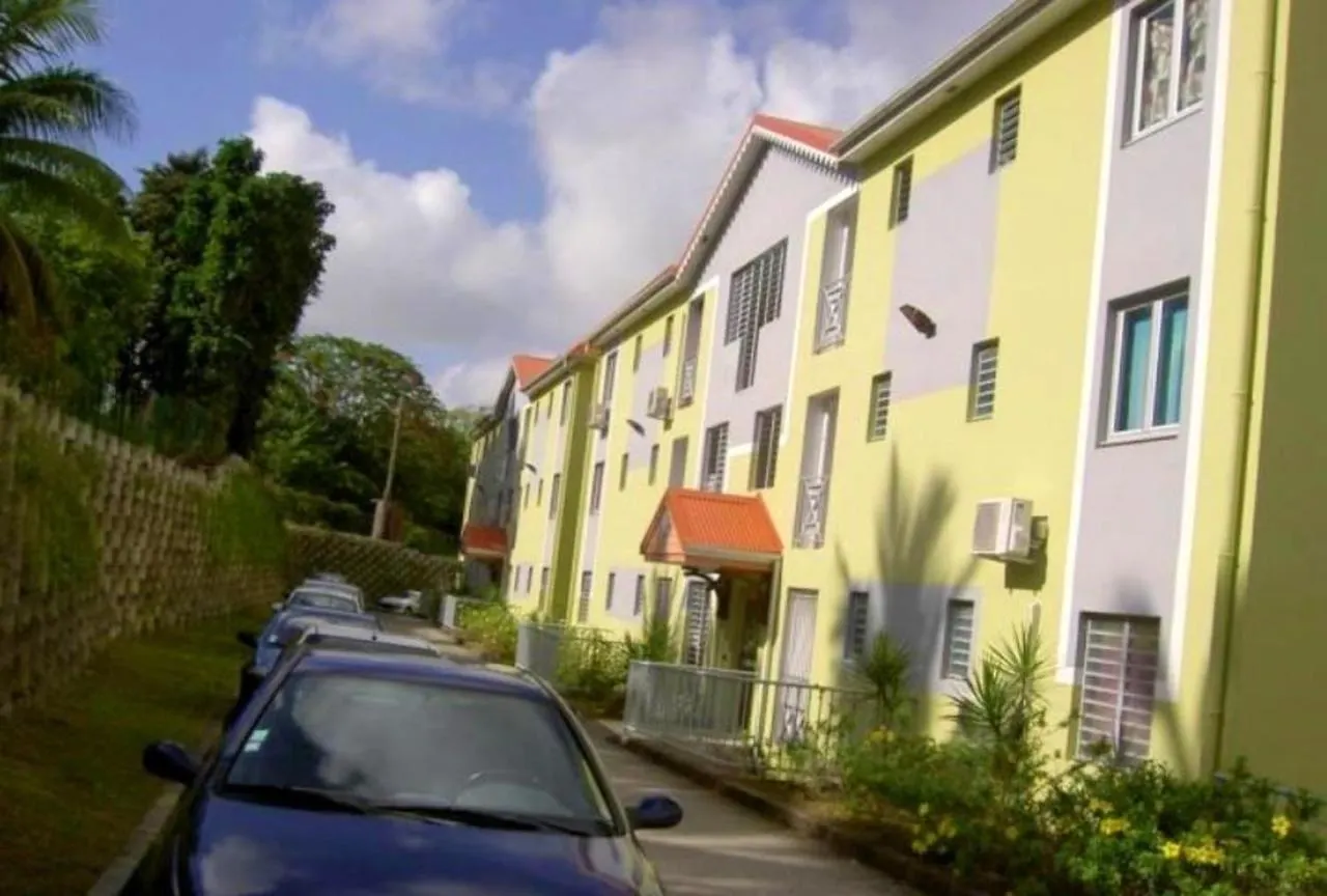 Apartment Vue Mer Trinité: Appartement 2 Chambres avec Terrasse et Wi-Fi La Trinite